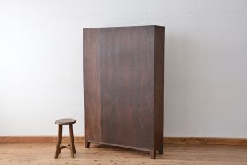 レトロ家具　昭和レトロ　ネームプレート付き、20升、脚付きパタパタ下駄箱(収納棚、マス目棚)