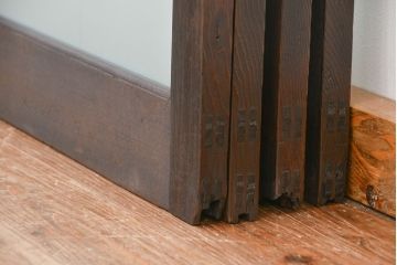 昭和レトロ　すりガラス入りのシンプルな大判ガラス戸4枚セット(引き戸)