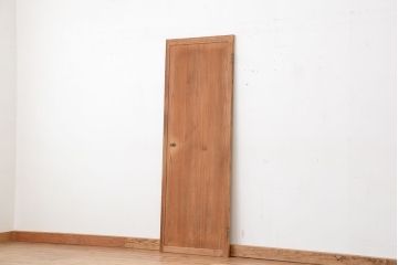 古民具・骨董　古い木味のシンプルな扉?(ドア)