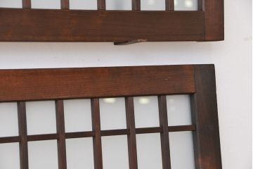 古民具・骨董　大振りな格子明り取り2枚セット(欄間)(2)