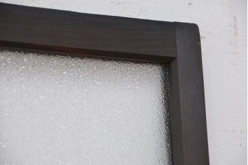 アンティーク　古い木のしっかりとしたダイヤガラス扉(ドア)