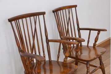 中古　飛騨産業ナラ材　ダイニングチェア2脚セット(椅子、イス)