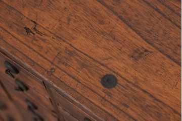 アンティーク家具　古民具・骨董　江戸時代、安政五年(1858)時代感のある小振りな薬箪笥(引き出し)