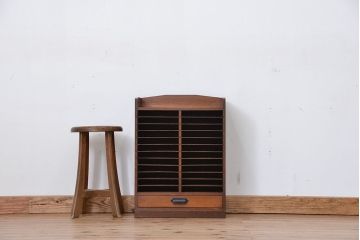 アンティーク家具　アンティーク　小振りな引き出し付きカルテケース(小引き出し、書類棚)
