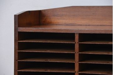 アンティーク家具　アンティーク　小振りな引き出し付きカルテケース(小引き出し、書類棚)