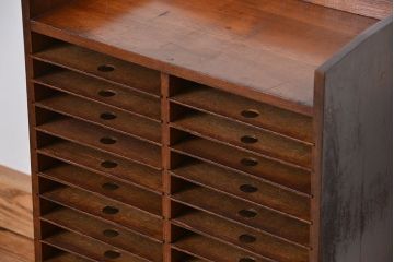 アンティーク家具　アンティーク　小振りな引き出し付きカルテケース(小引き出し、書類棚)
