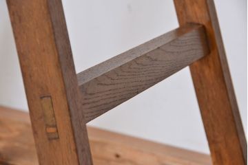 アンティーク雑貨　昭和レトロ　ナラ材の小振りな脚立(ステップ、ラダー)