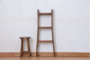アンティーク雑貨　昭和レトロ　ナラ材の小振りな脚立(ステップ、ラダー)