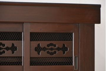 アンティーク家具　明治〜大正時代　丸桟引き戸の美しい二段重ね水屋箪笥(食器棚、収納棚)