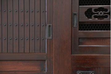 アンティーク家具　古民具・骨董　味わい深い二段重ね、京都水屋箪笥(食器棚、収納棚)