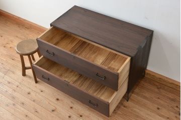 アンティーク家具　アンティーク　鉄脚付き　ローチェスト(ローボード)