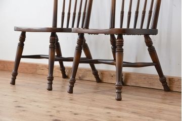 中古　飛騨産業キツツキマークスティックバックチェア2脚セット?(ダイニングチェア、椅子、イス)