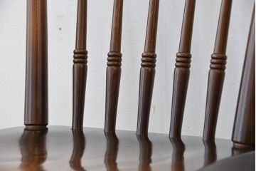 中古　飛騨産業キツツキマークスティックバックチェア2脚セット?(ダイニングチェア、椅子、イス)