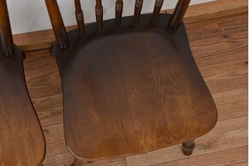 中古　飛騨産業キツツキマークスティックバックチェア2脚セット?(ダイニングチェア、椅子、イス)