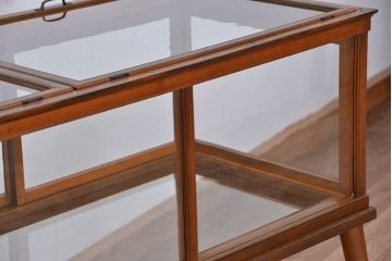 アンティーク家具　アンティーク　6面ガラス脚付きガラスケース(ショーケース、飾り棚)