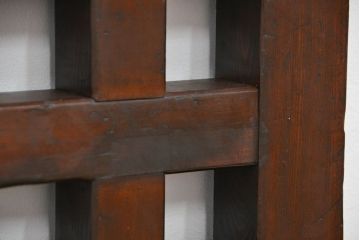 アンティーク雑貨　★古民具・骨董　明治時代、古い豪商の蔵で使われていた重厚な格子材?