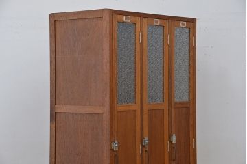 レトロ家具　昭和レトロ　1960年代シンプルなアンティーク三連ロッカー?