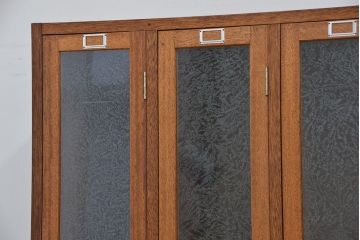 レトロ家具　昭和レトロ　1960年代シンプルなアンティーク四連ロッカー