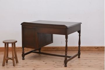 ビンテージ家具　1960年代　上品な片袖机(テーブル)