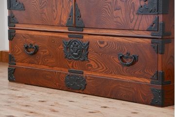 中古　伝統工芸　岩谷堂箪笥ワードローブ　定価約60万円(洋服タンス)