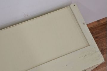 アンティーク家具　☆アンティーク　ペンキの剥げたモールガラス食器棚(収納棚)
