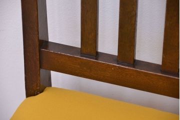 レトロ家具　昭和レトロ　古いナラ材の椅子(イス、チェア)