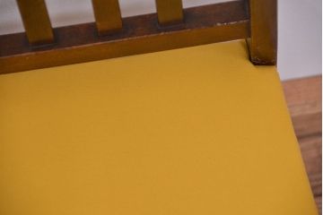 レトロ家具　昭和レトロ　古いナラ材の椅子(イス、チェア)