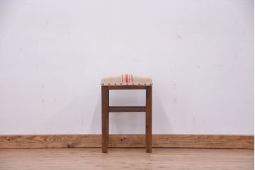 アンティーク家具　アンティーク　ハンガリー製のグレインサックで張り替えたシンプルなスツール(椅子、チェア)　