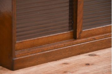 レトロ家具　昭和レトロ　小さなモールガラス収納棚