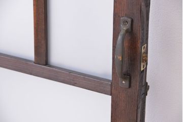 古民具・骨董　古い木の使い込まれたガラス扉(ドア)