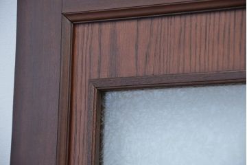 アンティーク　結霜ガラス!枠にチーク材を使ったガラスドア(扉)