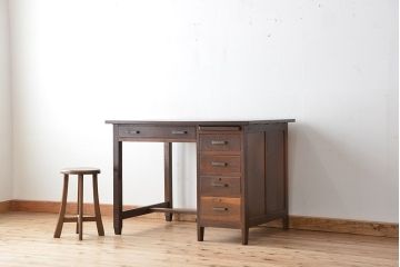 アンティーク家具　アンティーク　古いナラ材の格納式作業台付き片袖机(テーブル、作業台)