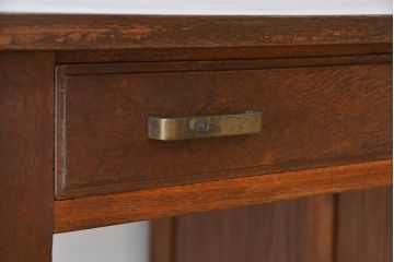アンティーク家具　アンティーク　古いナラ材の格納式作業台付き片袖机(テーブル、作業台)