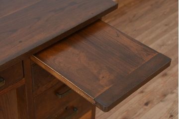 アンティーク家具　アンティーク　古いナラ材の格納式作業台付き片袖机(テーブル、作業台)