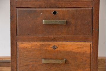 アンティーク家具　アンティーク　古いナラ材の格納式作業台付き片袖机(テーブル、作業台)