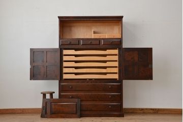 中古　北海道民芸家具　3段重ねチェスト、整理箪笥(定価約68万円)(整理タンス)