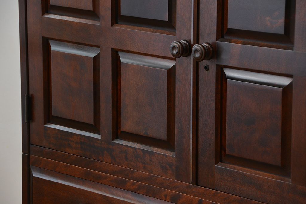 中古　北海道民芸家具　3段重ねチェスト、整理箪笥(定価約68万円)(整理タンス)