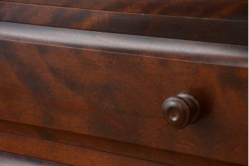 中古　北海道民芸家具　3段重ねチェスト、整理箪笥(定価約68万円)(整理タンス)