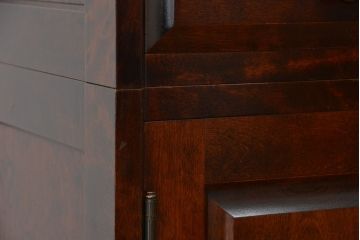 中古　北海道民芸家具　3段重ねチェスト、整理箪笥(定価約68万円)(整理タンス)