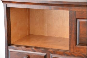 中古　北海道民芸家具　3段重ねチェスト、整理箪笥(定価約68万円)(整理タンス)