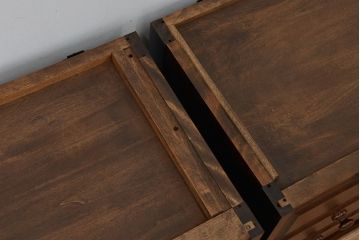 中古　北海道民芸家具　3段重ねチェスト、整理箪笥(定価約68万円)(整理タンス)