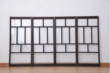 アンティーク　ダイヤガラスの入った縦型ガラス戸4枚(引き戸・窓)