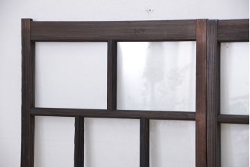 アンティーク　ダイヤガラスの入った縦型ガラス戸4枚(引き戸・窓)
