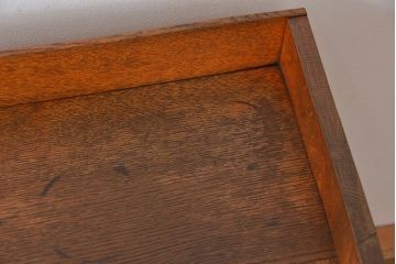 レトロ家具　昭和レトロ　古い木の小さなモールガラス収納棚(飾り棚、本箱)