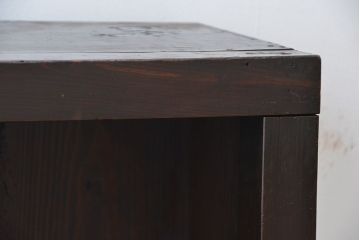 アンティーク家具　古民具・骨董　味わい深いシンプルな飾り棚(陳列棚)