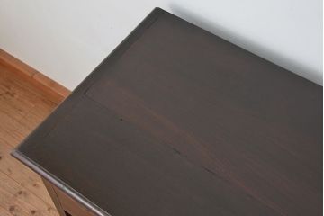 アンティーク家具　アンティーク　使い込まれた重厚なモールガラス入りサイドボード(収納棚、カウンターテーブル)