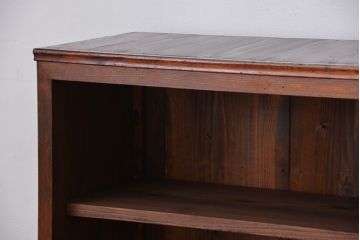 アンティーク家具　アンティーク　古い木の引き出し付き飾り棚(本棚)