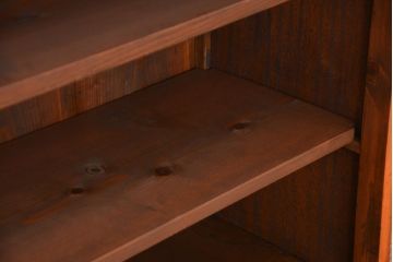 アンティーク家具　アンティーク　古い木の引き出し付き飾り棚(本棚)
