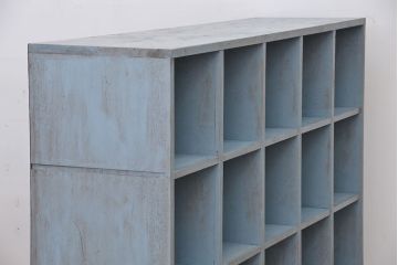 レトロ家具　昭和レトロ　古い木のアンティークペイントマス目棚(升目棚、飾り棚、陳列棚)