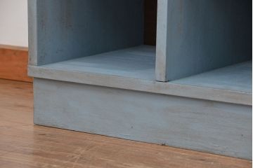 レトロ家具　昭和レトロ　古い木のアンティークペイントマス目棚(升目棚、飾り棚、陳列棚)